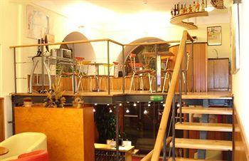 Residencial Do Areeiro Gasthof 2*